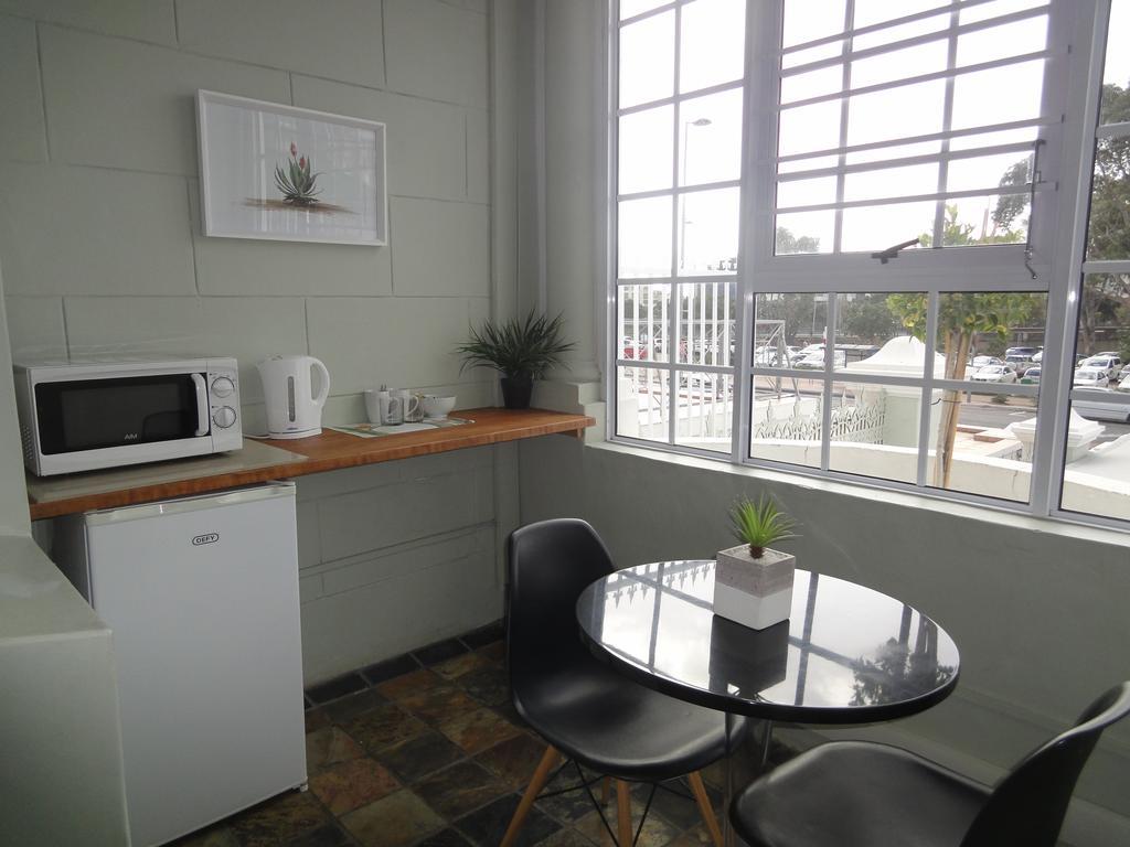 The Greenhouse Guesthouse Cape Town Exterior photo